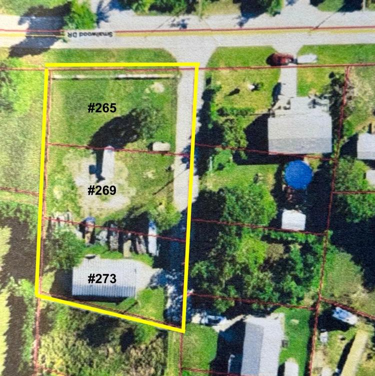 3 Vacant Residential Lots with Quonset Hut Garage &amp; NO HOA!