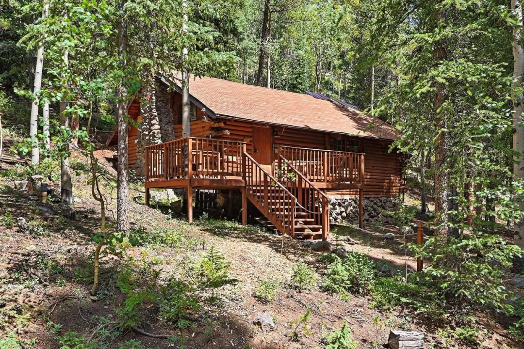 Hefferman Gulch Cabin