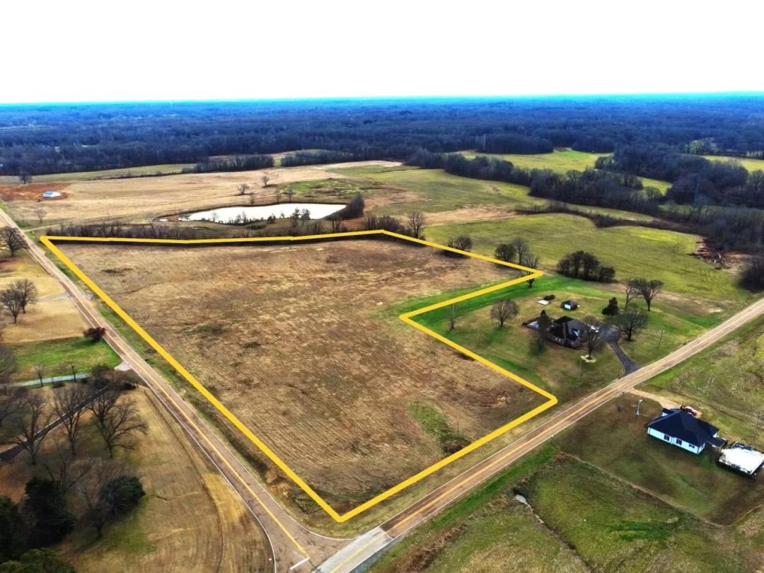 17.00 Acres at 7582-7914 Austin Rd