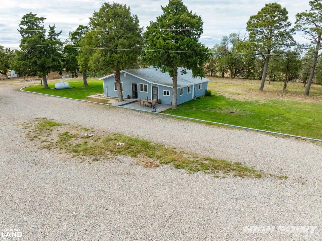 County Road 59 Homestead with 2.5% Assumable Loan