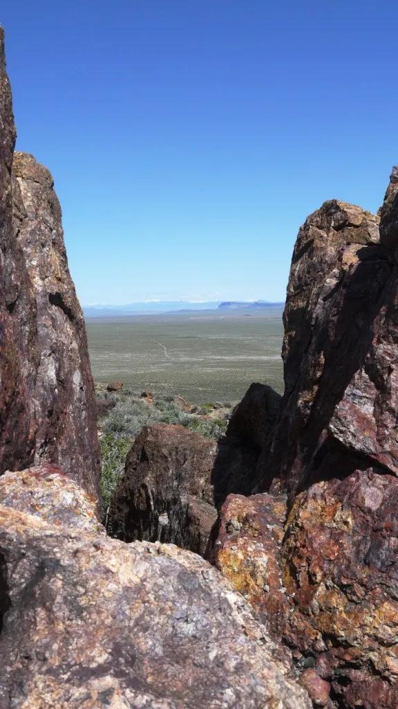 Mountain in the Pilot Valley - Incredible views - Rock Outcroppings
