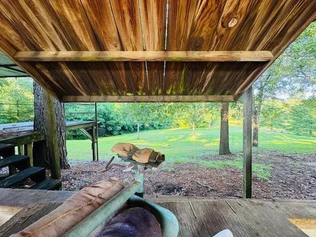 Hilltop Deer Camp retreat on 47 Acres w/ 2 ponds in Fayette/ MS/ Jefferson County