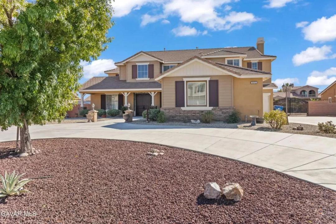 3052 Camino Hermanos