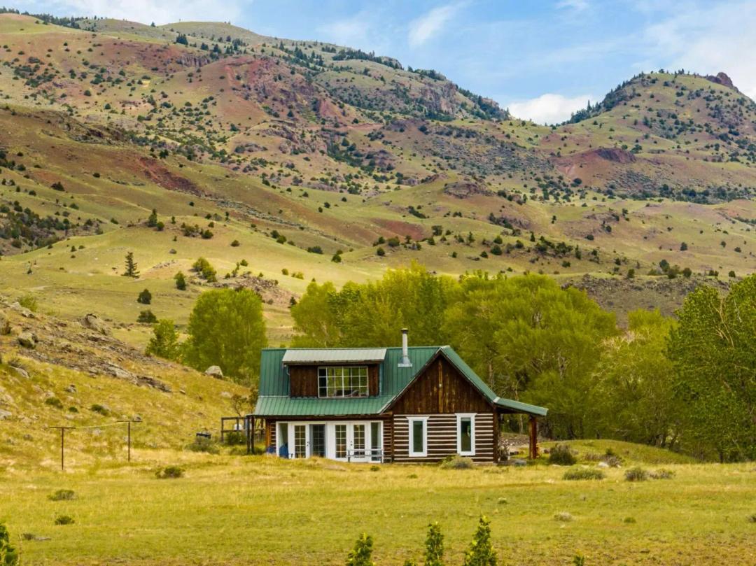 TOM MINER CREEK RETREAT