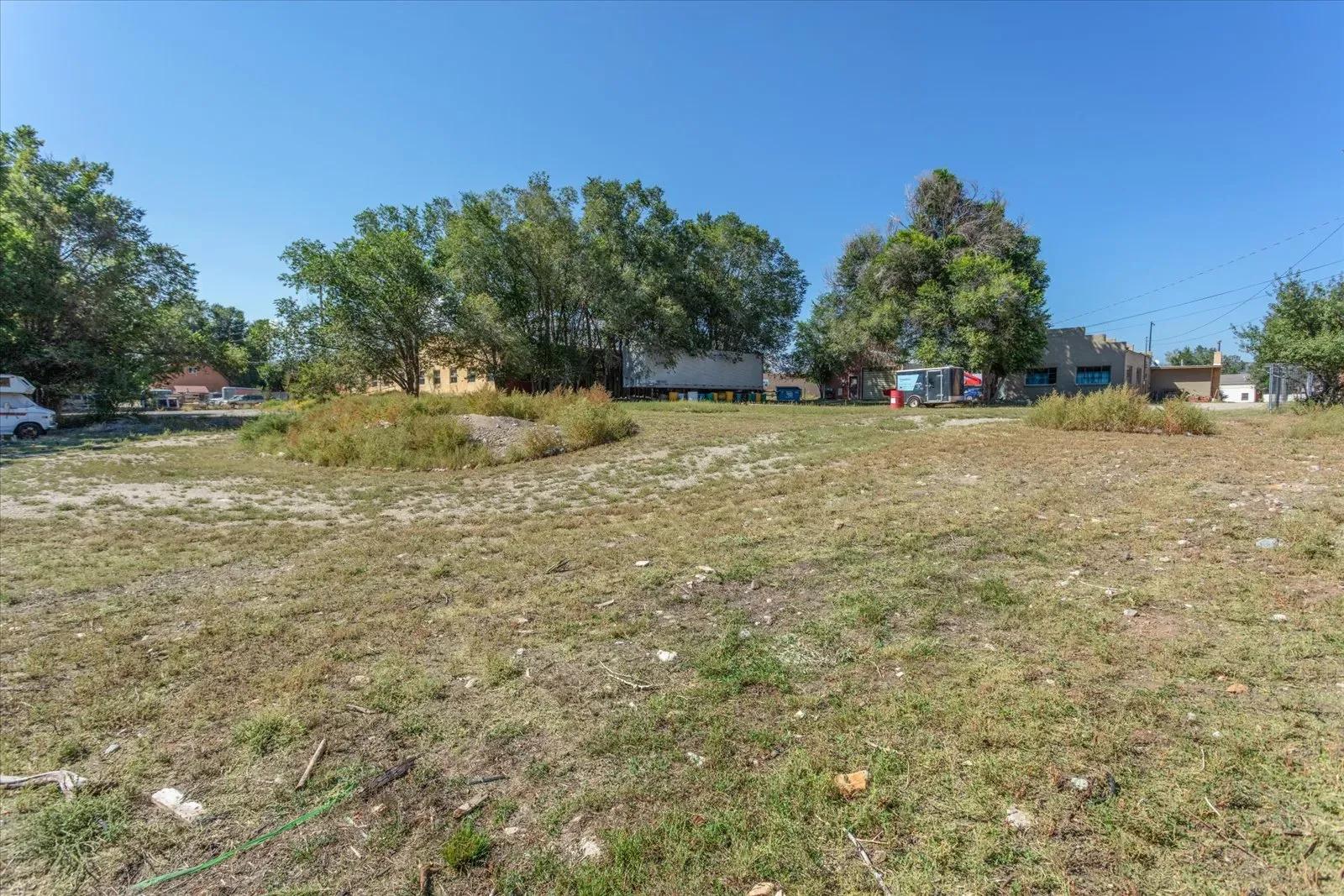 13-249-W-Rainbow-Blvd-13