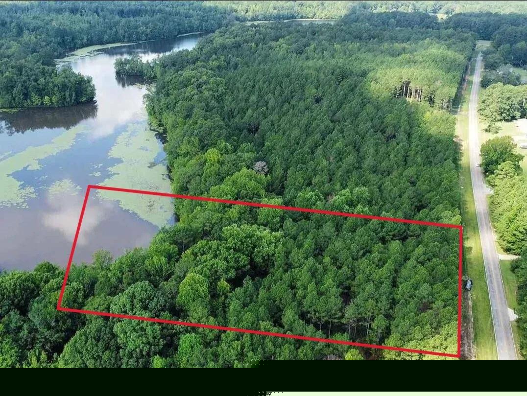 3.50 Acres at 1712 Blue Creek Road