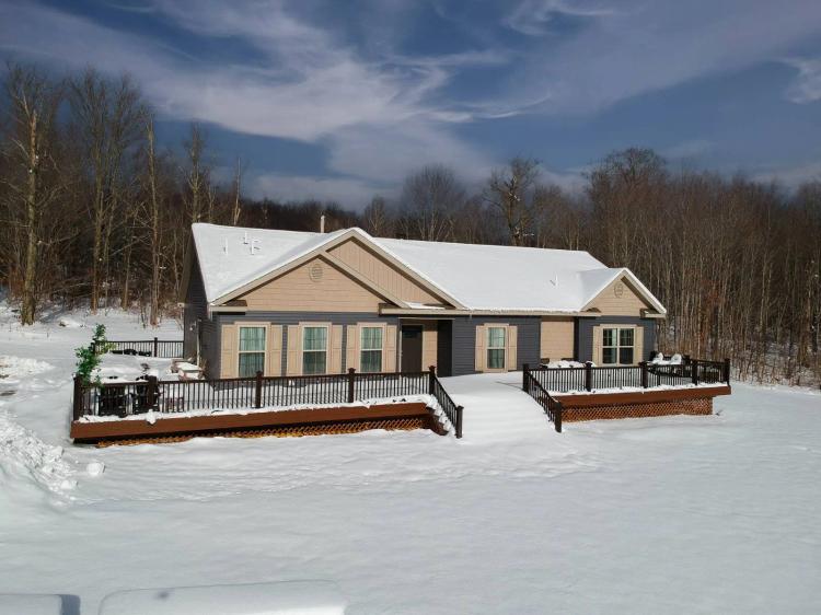 Contemporary on 14+ Acres with Proven income