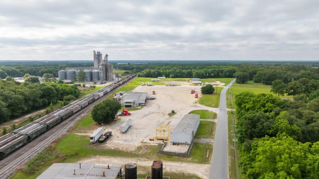 Turnkey Transportation Terminal - 14+/- Acres, Office, Shops