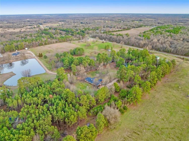 79 County Road 44190 Powderly, TX 75473