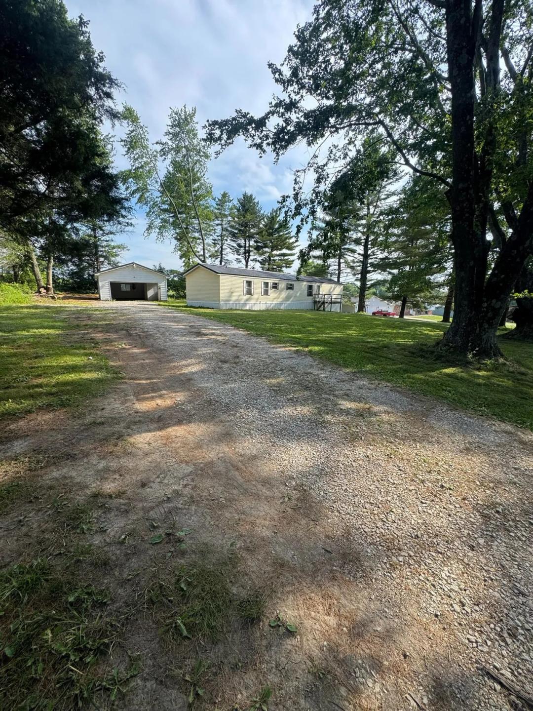 8393 US HWY 50