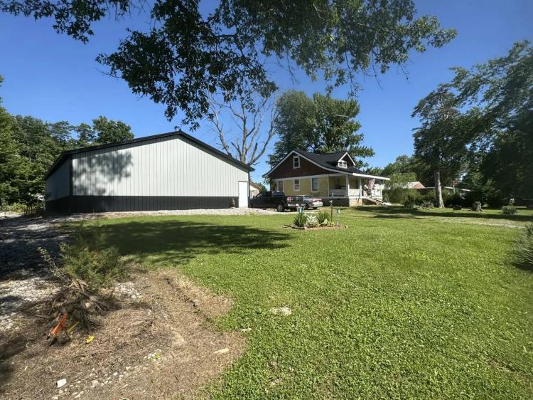 POLE BARN HOME &amp; HANDYMAN SPECIAL!