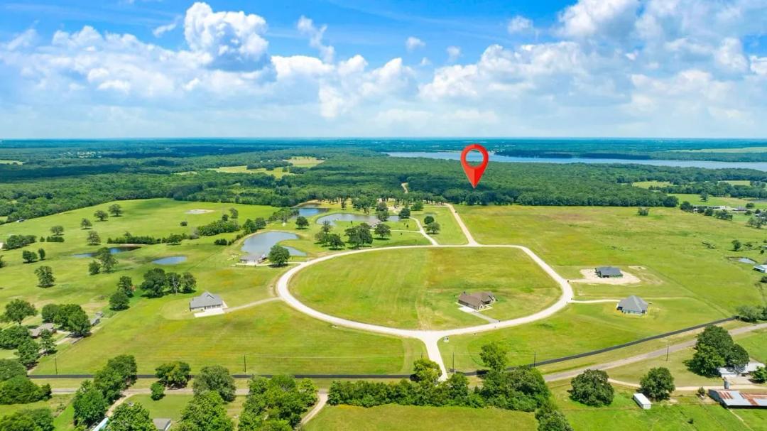 Build the home you've always envisioned on this exceptional 4.4-acre tract 
