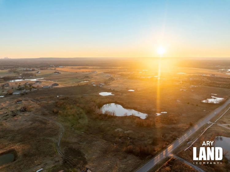 10 E 126th Street North Skiatook, OK 74070-3434