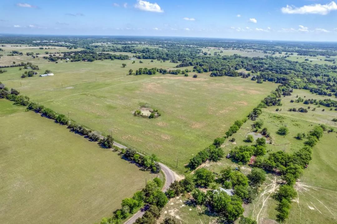 1203 County Road 4132, Cumby, Texas 75433