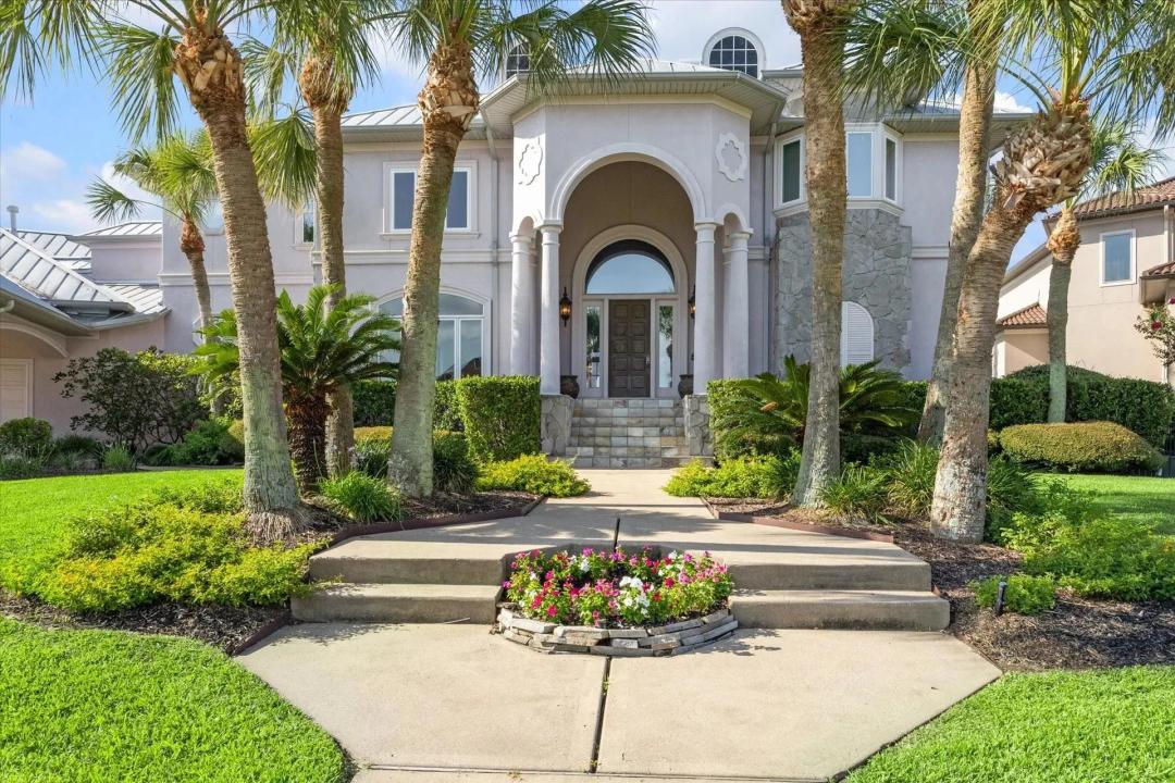 1818 Ray Shell Court, Seabrook, Texas, 77586
