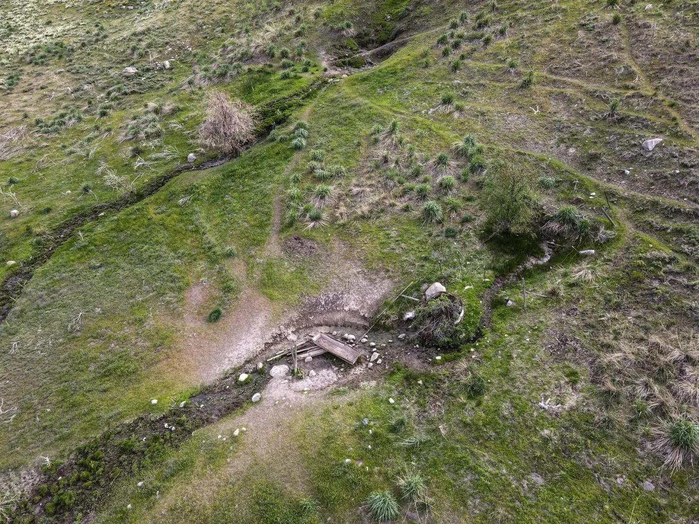97322386-10