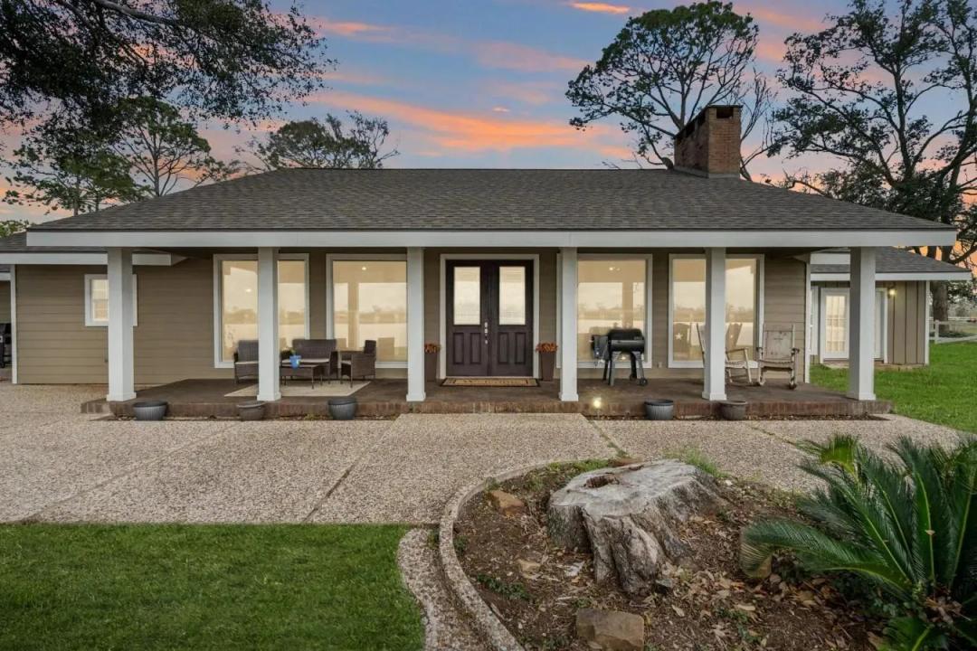 2935 W Farm to Market 1462