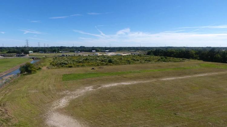 Commercial Land in Groves
