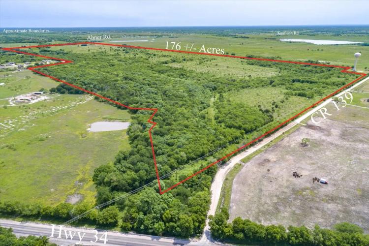 176.99 ACRES NEAR TERRELL