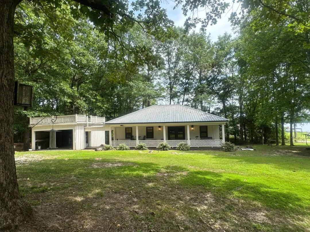 Home on 1 Acre in Webster County, MS