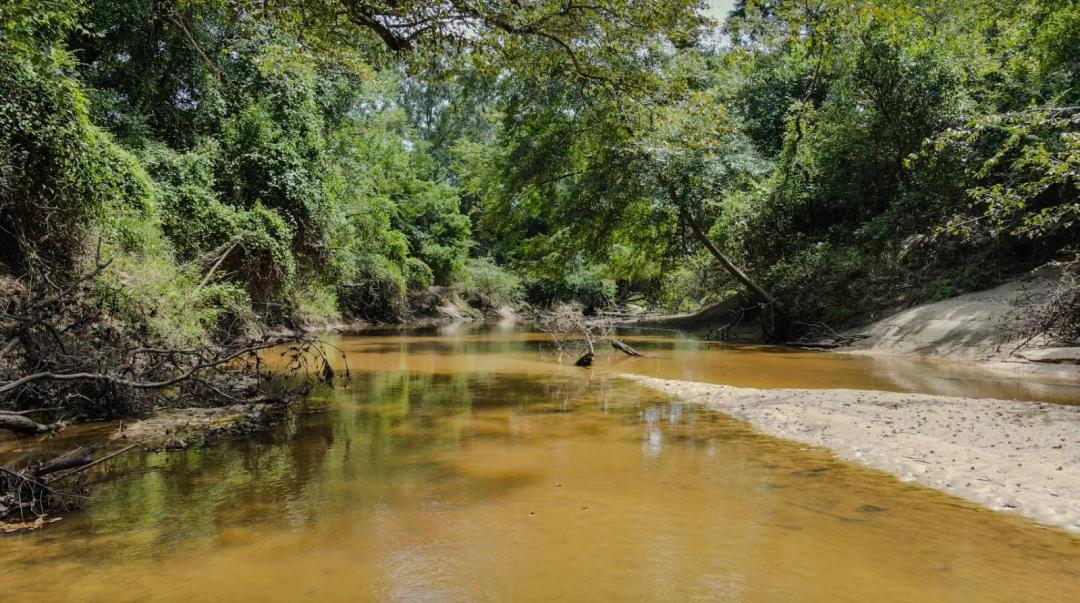 TALLAHOMA CREEK FRONT GETAWAY