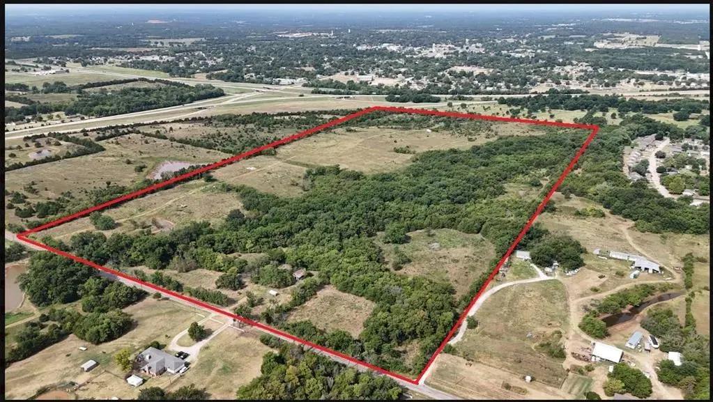 80 Acres in Tecumseh