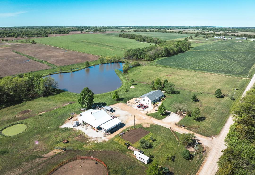 Beautiful Hobby Farm Deluxe Pettis County Mo