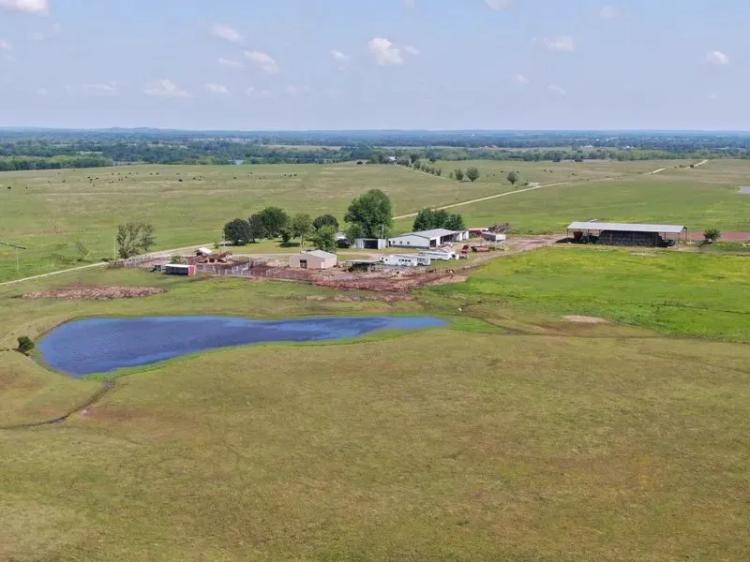 Cow/calf and Stocker Operation 2344 acre Ranch