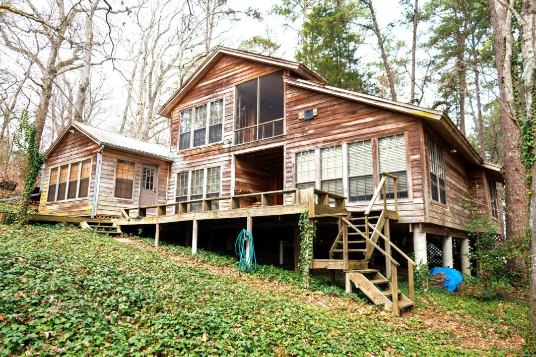 East Texas Cabin in the Woods for Sale Tyler Texas 25 Acres in Smith County 