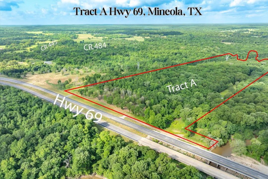 Tract A 69, Mineola
