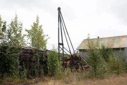 99445104-7