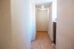 99600906-8