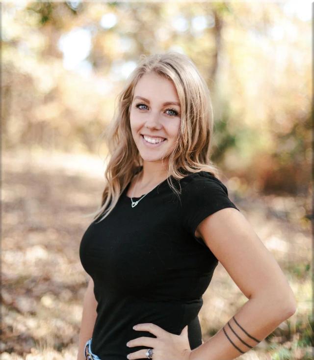 Amanda Robertson Profile Photo
