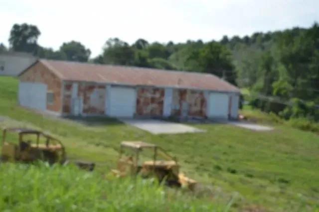 2 AC COMMERCIAL LAND SITE IN COOKEVILLE, TN-E. SPRING ST.