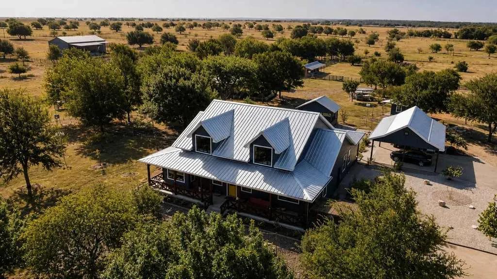 46.34± acres | Custom Home | Guest Quarters | Horse & Livestock Improvements | Crawford, Texas