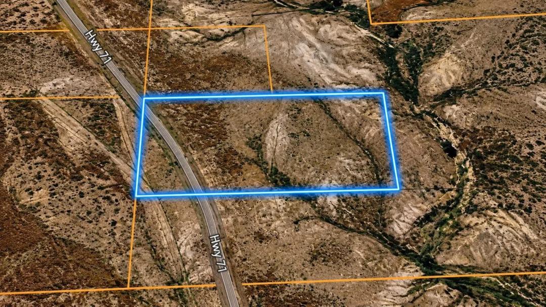 18 Acres - Hwy 71