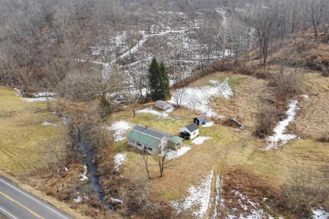 Perfect Hunting Camp in Green County, PA