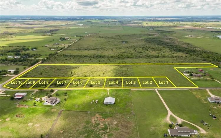 Rural Half Acre Lots in Small Town -Rogers, Texas 