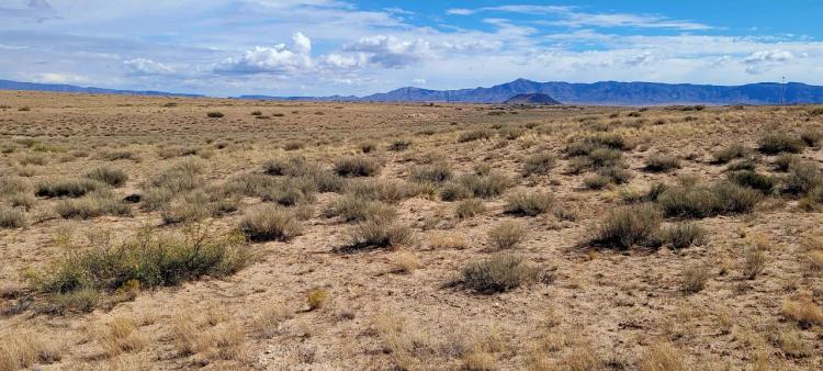 1 acre Residential building Lot Central New Mexico