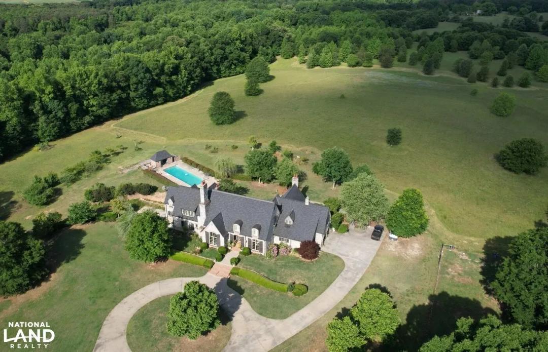 1298 Ray Weaver Road
