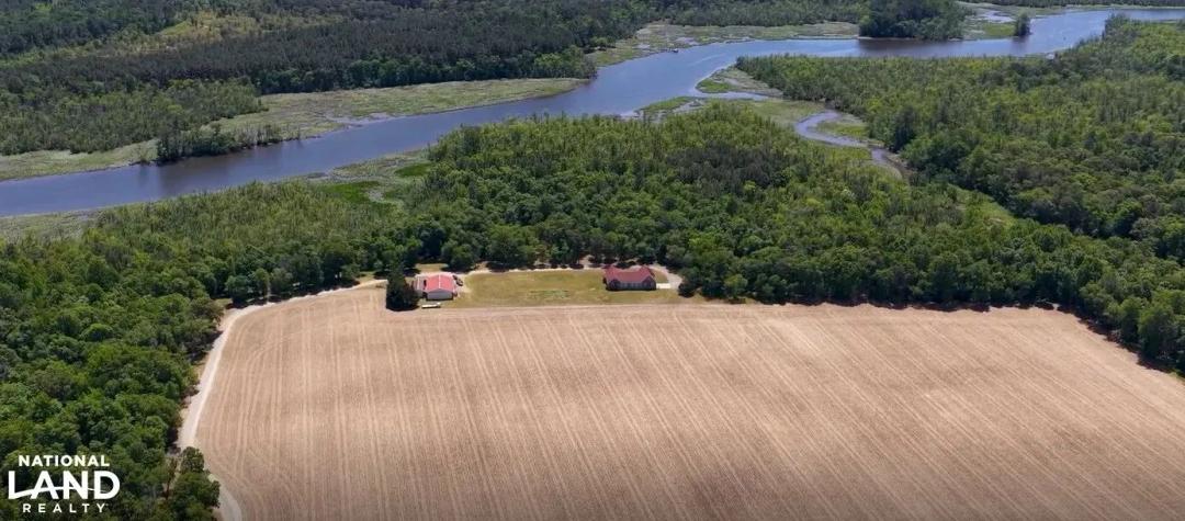 Marshy Hope Creek Farm