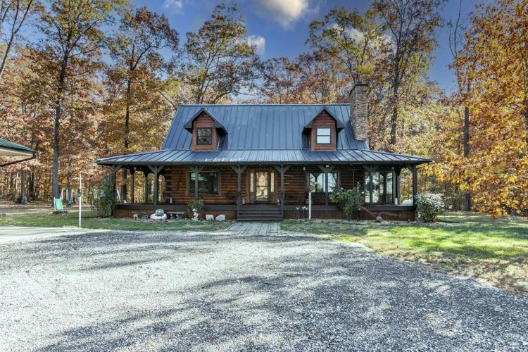 Log Cabin Home on 20± Acres for Sale – Bond County