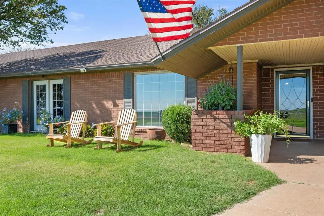 290 S HWY 214, Morton, TX