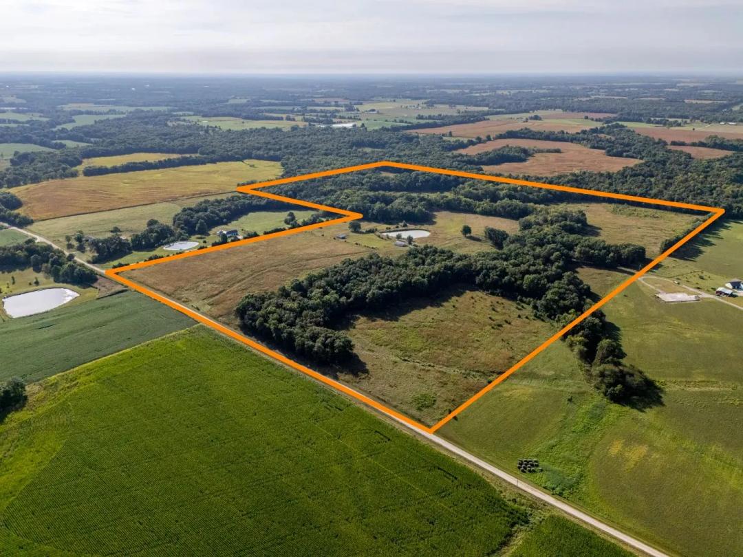120± Acres East of Vandalia, MO — Woods, Draws & Recreational Ground – Pike County