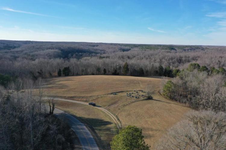 Build, Farm, Hunt! Beautful location in Lawerence County!