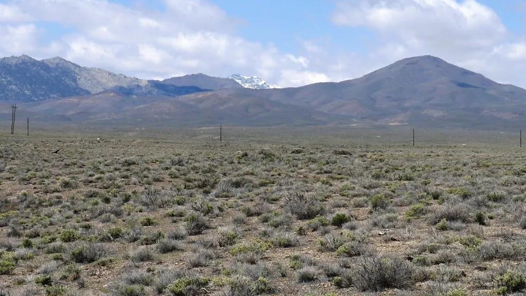 Large Parcel at end of Subdivision - Crescent Valley Nevada land - BLM lands next door