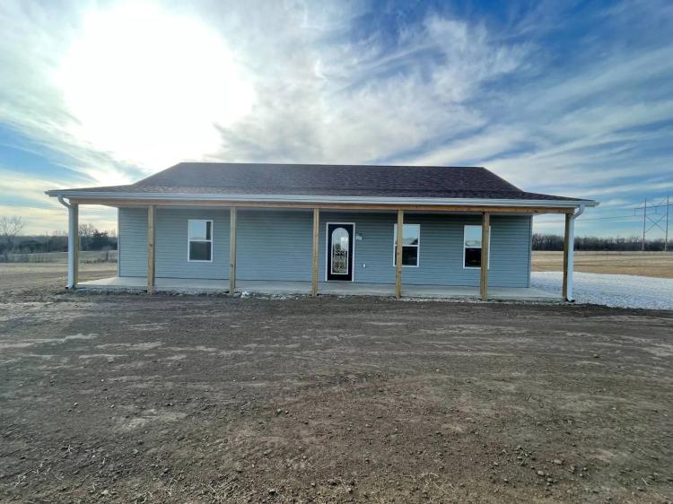 3 Bedrooms2 Bathroom on 5.00 Acres at 1173 County Road 2455