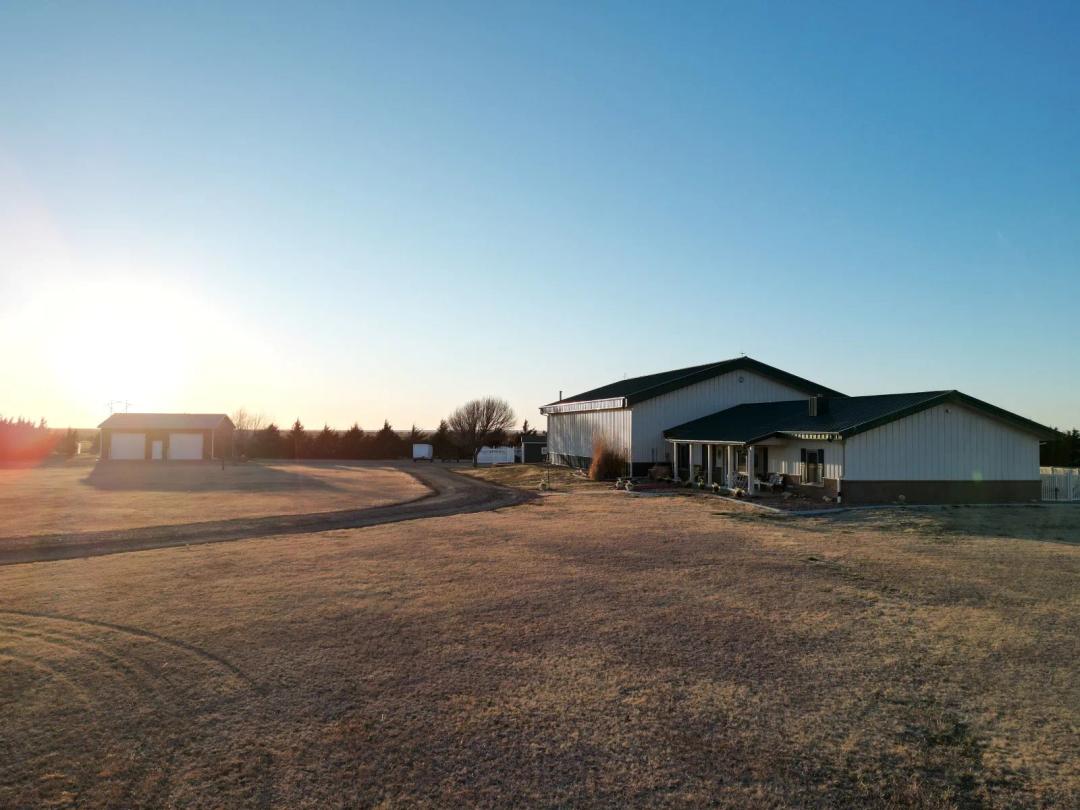 QUIET COUNTY LIVING ON 6 ACRES IN RUSSELL COUNTY, KS