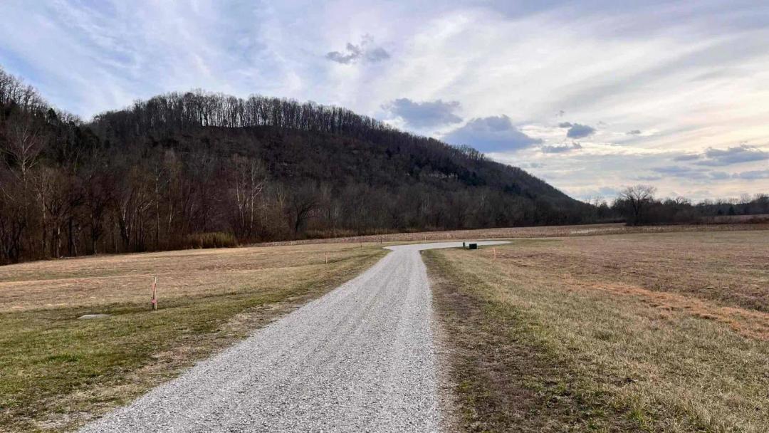 Cumberland River Property with Utilities Installed For Sale