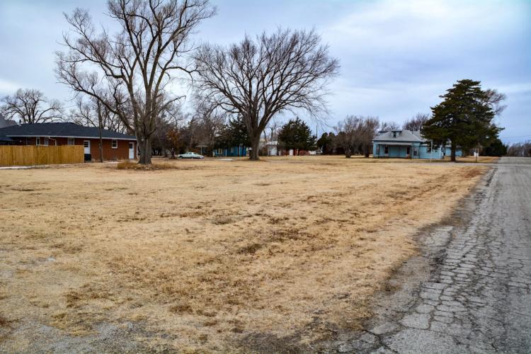 Buildable Lot in Luray, KS